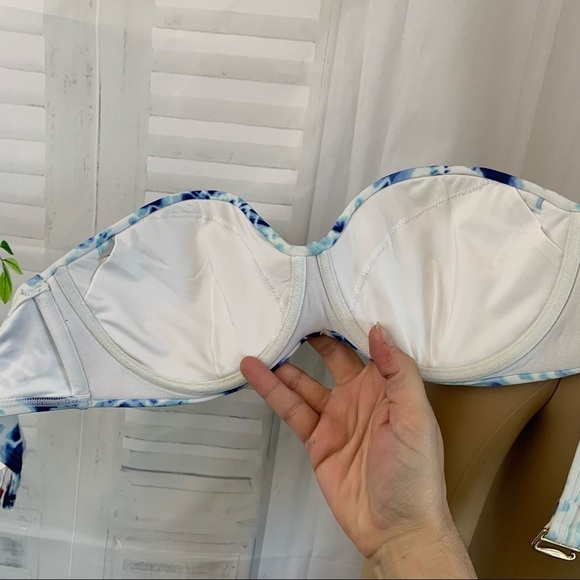 Victoria’s Secret The Knockout Bandeau - Picture 6 of 8